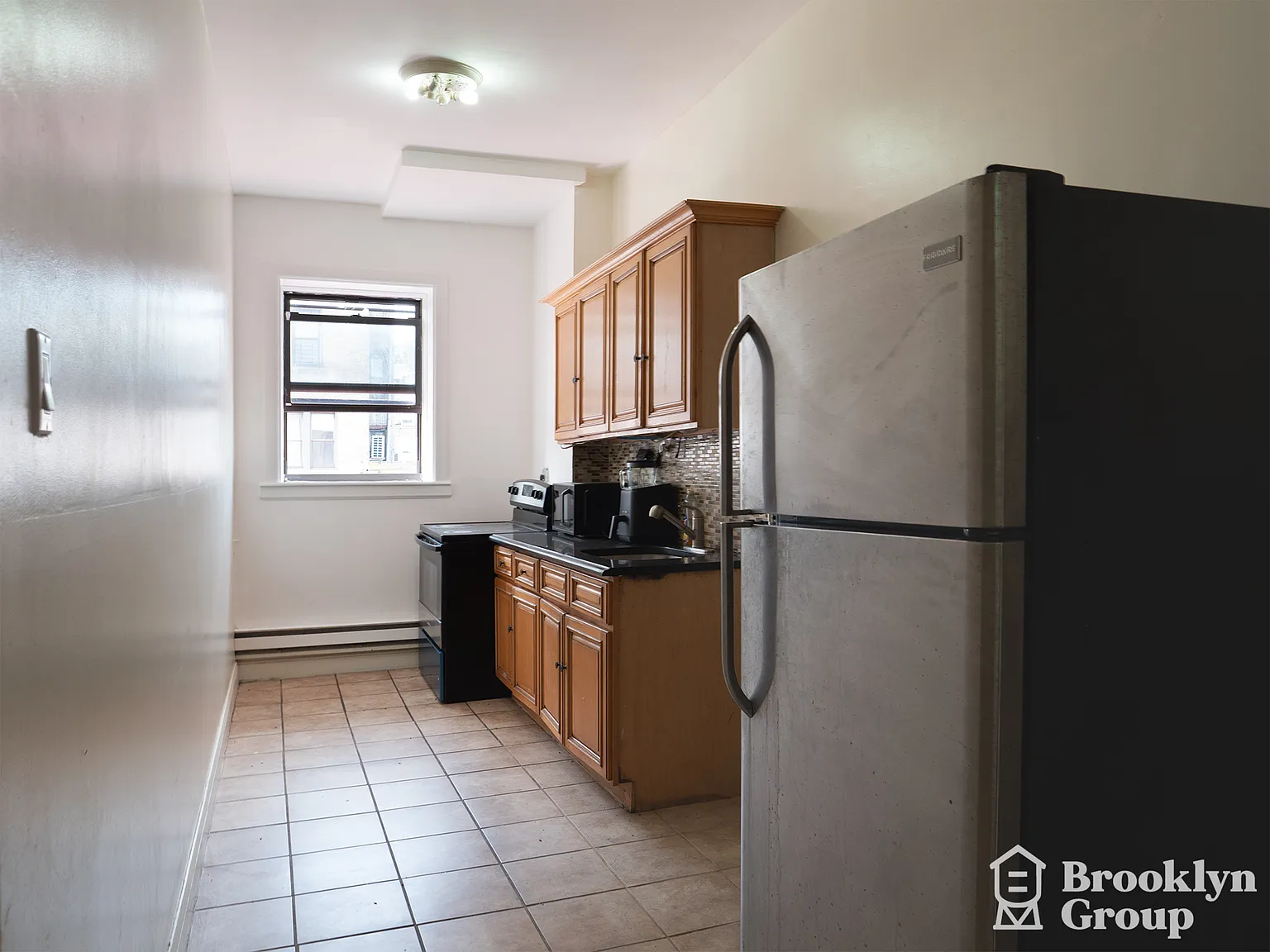 628 East 16th Street — Photo 1