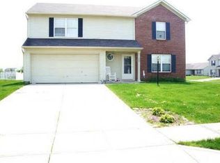 309 Lockerbie Ln, Pittsboro, IN