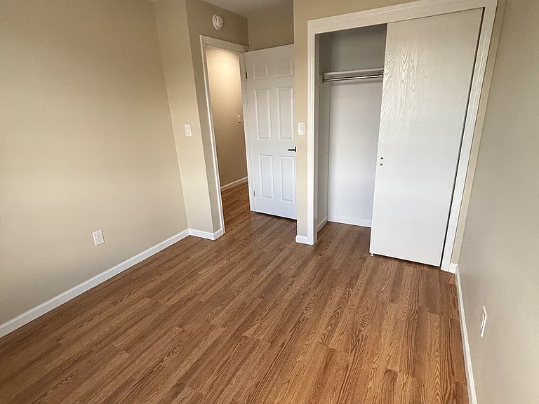 20 Lincoln Pl — Photo 14