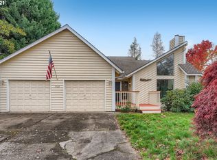 15660 NW Sunningdale Dr, Beaverton, OR