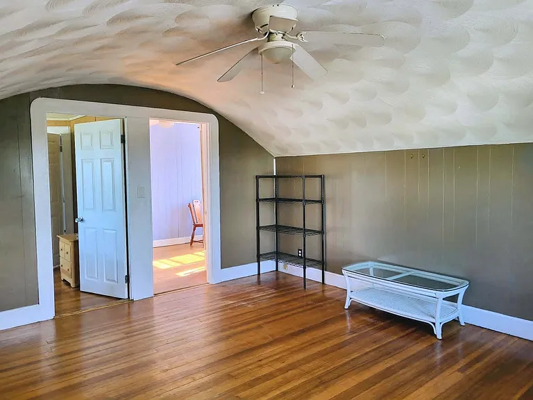 15 Vallone Rd — Photo 4