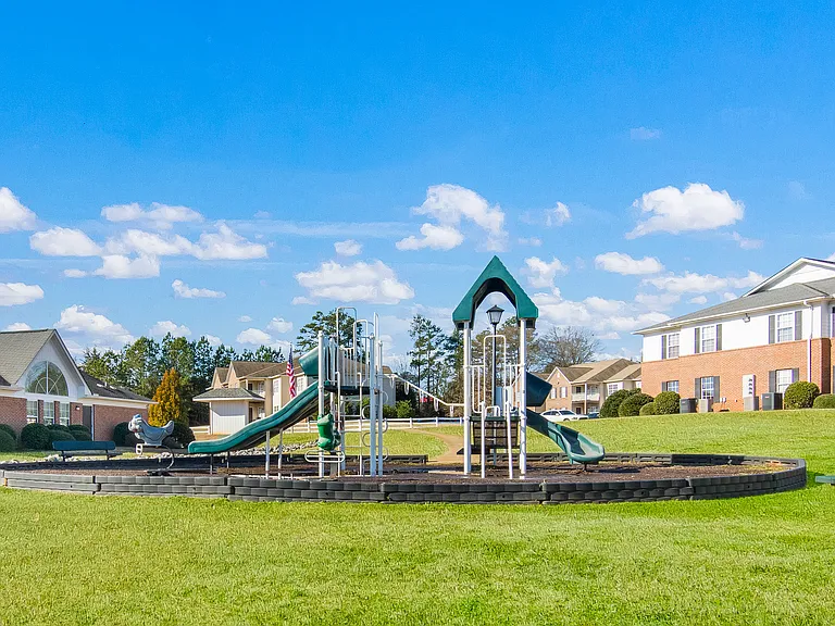 Cardinal Pointe — Photo 13