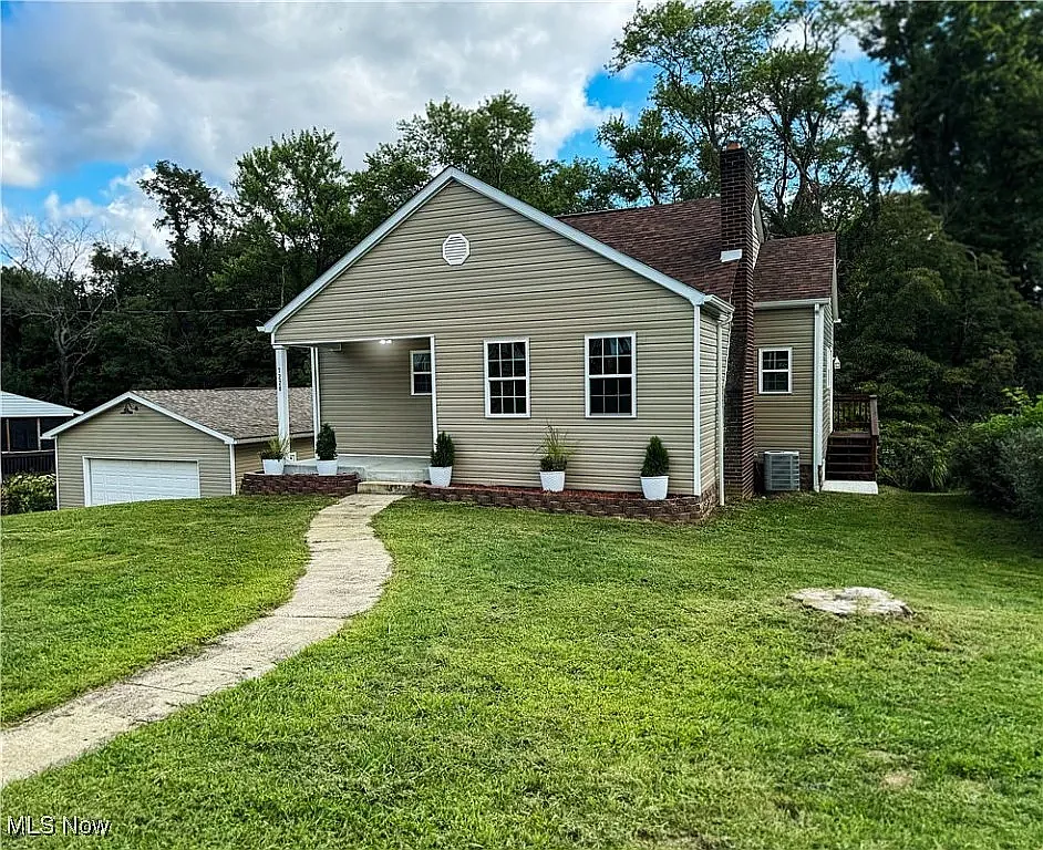 1228 Euclid Ave photo 1