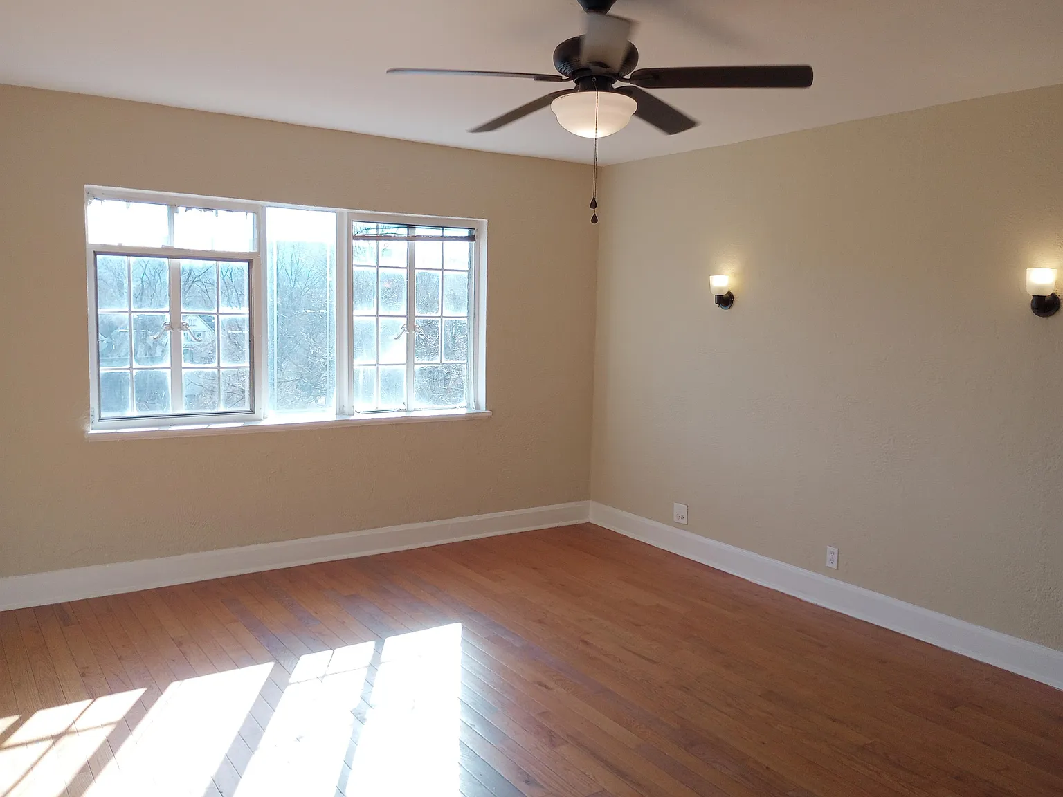 155 West River - Suite E-1 — Photo 1
