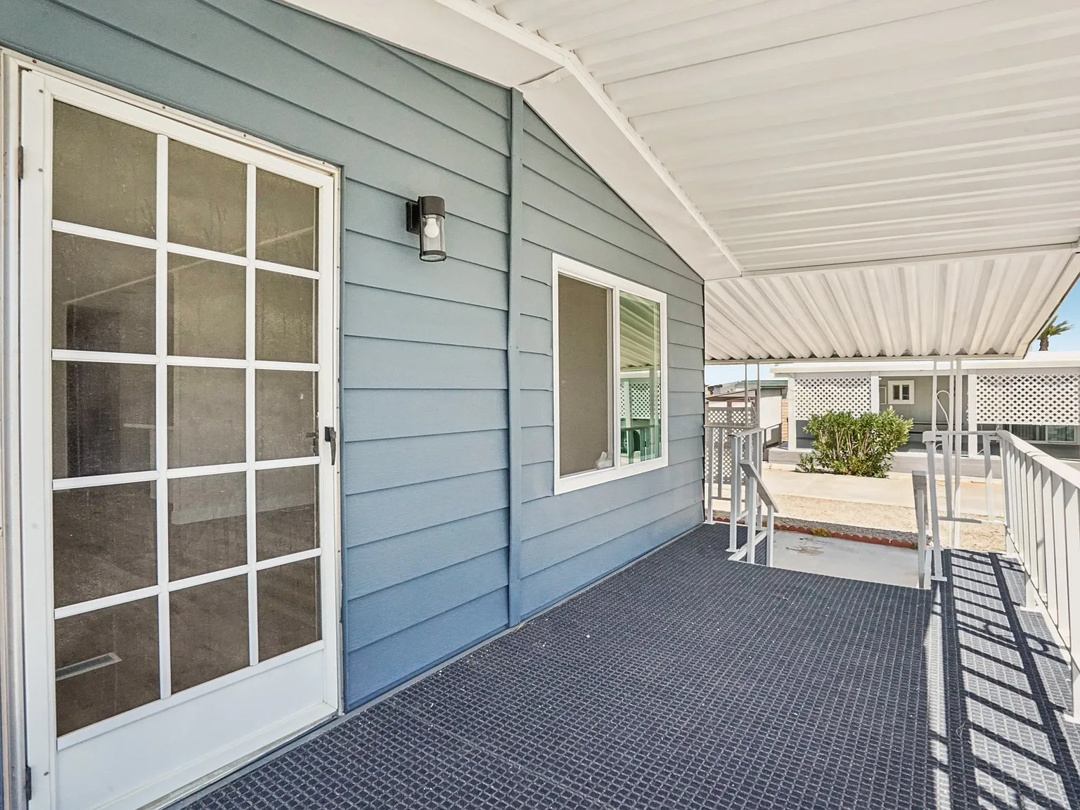 2 bed, 1040 sqft, $1,850 — Photo 3