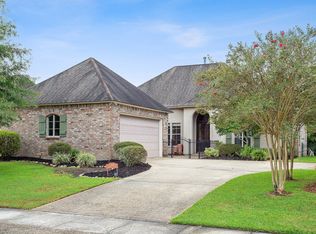 9414 Lake Forest Dr, Baton Rouge, LA 70817
