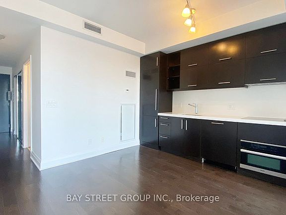 4th image of 65 Saint Mary St #2910