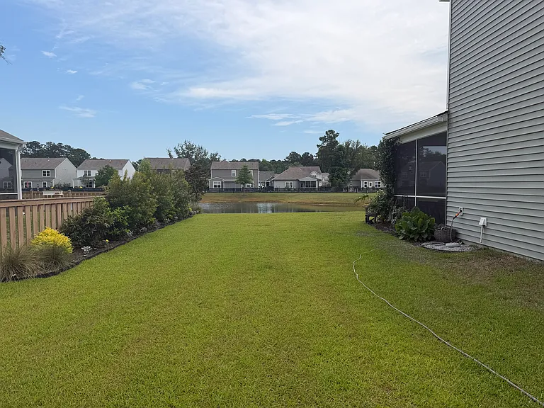2108 Leopold St — Photo 10