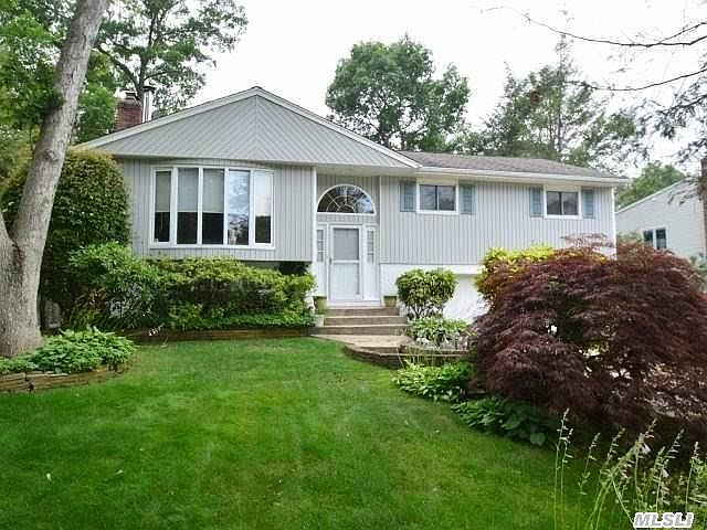 1st image of 28 Sterling Ln