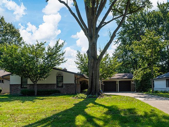 2nd image of 288 S Virginialee Rd