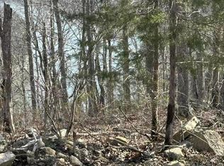 10 Wolf Gap Rd, Bronston, KY 42518