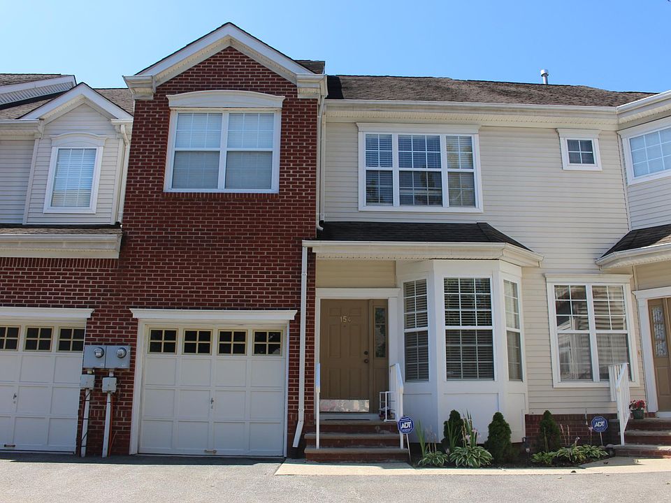 2nd image of 154 Gladstone Dr