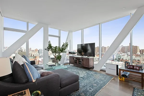 Rented by Citi Habitats | media 38