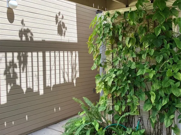 95-510 Wikao St APT K102, Mililani, HI 96789