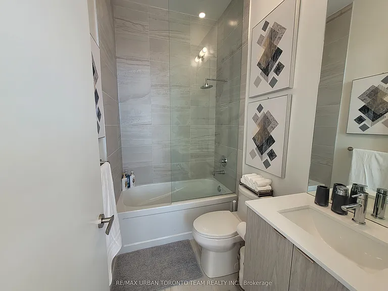 55 Cooper St #Penthouse 112 — Photo 16