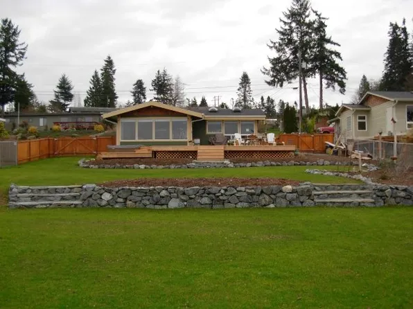 3196 Rice Ct, Camano Island, WA 98282