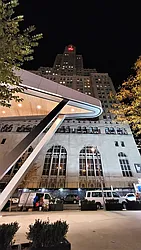 Rented by R New York