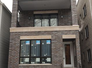 1731 W Roscoe St #3, Chicago, IL 60657