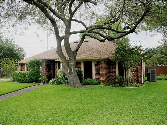 5th image of 2516 Pebblestone Dr