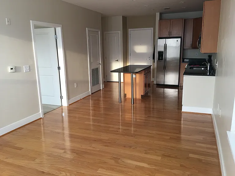 1800 Wilson Blvd #324 — Photo 13