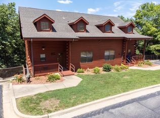 203 Oak Ridge Rd, Branson, MO 65616