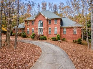 5000 Willow Bluff Dr, Sandy Springs, GA 30350