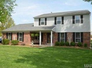 20 Lake Superior Dr, Saint Peters, MO 63376