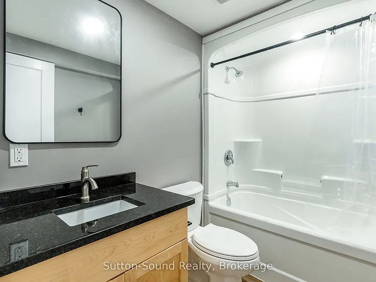 486 Dawson St #LOWER — Photo 16