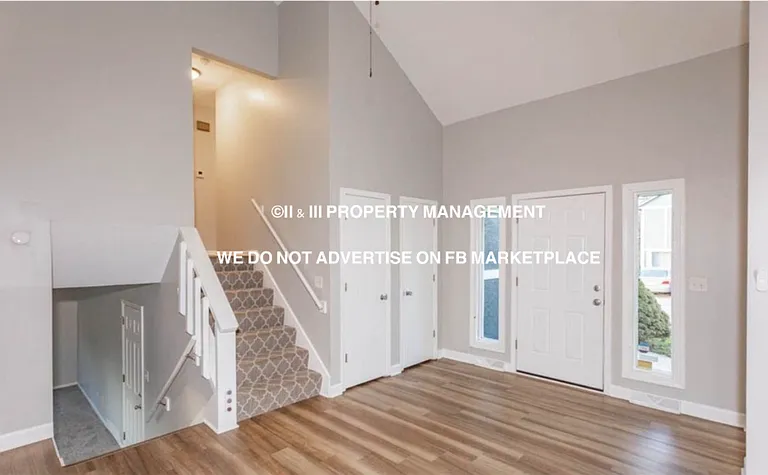 127 Nelson Cir — Photo 2