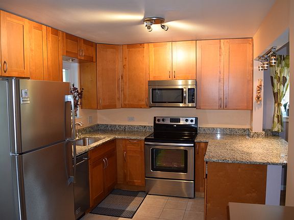 5th image of 9514 Tripp Ave