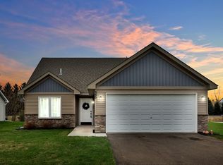 390 Ladd Ln, Osceola, WI 54020