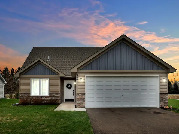 390 Ladd Ln, Osceola, WI 54020