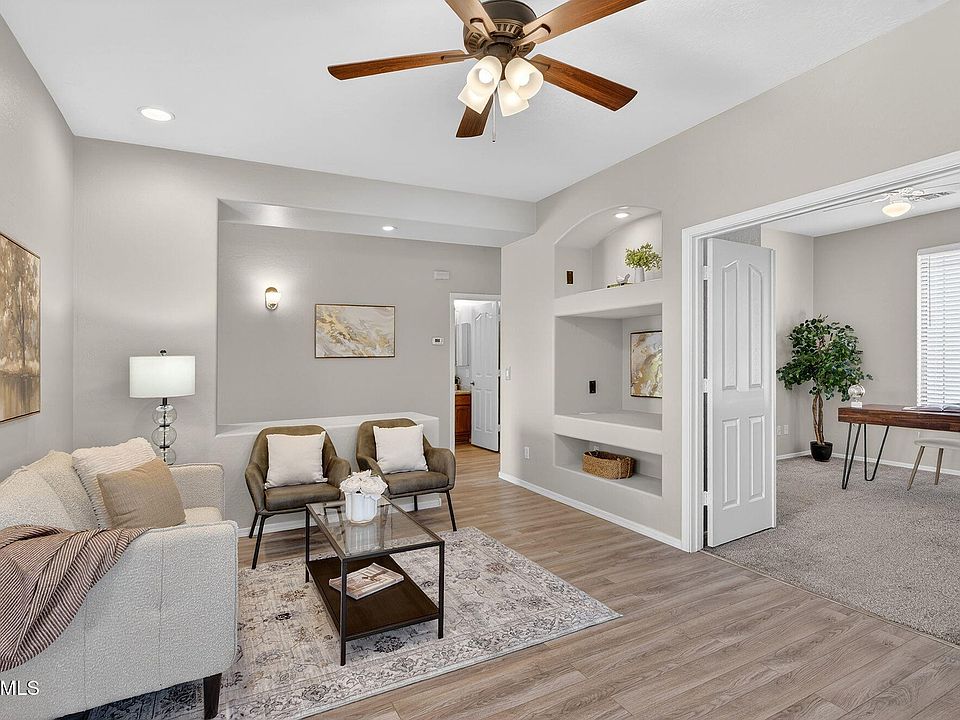 1st image of 3351 E CLIFTON Avenue