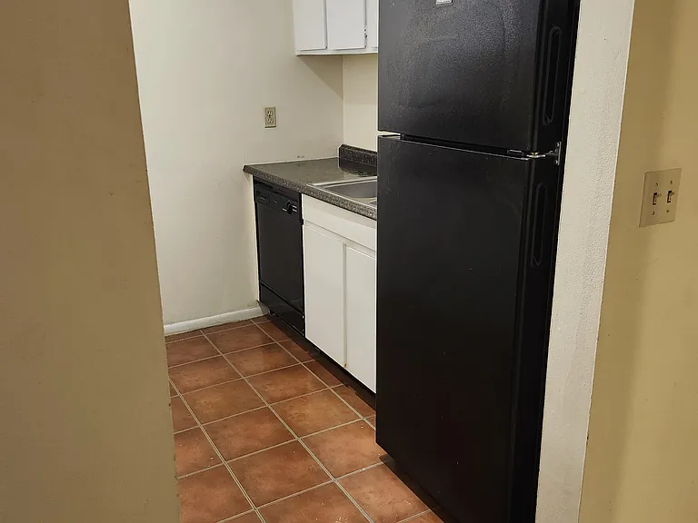 1001 Lake Of The Woods Blvd #G-106 — Photo 12