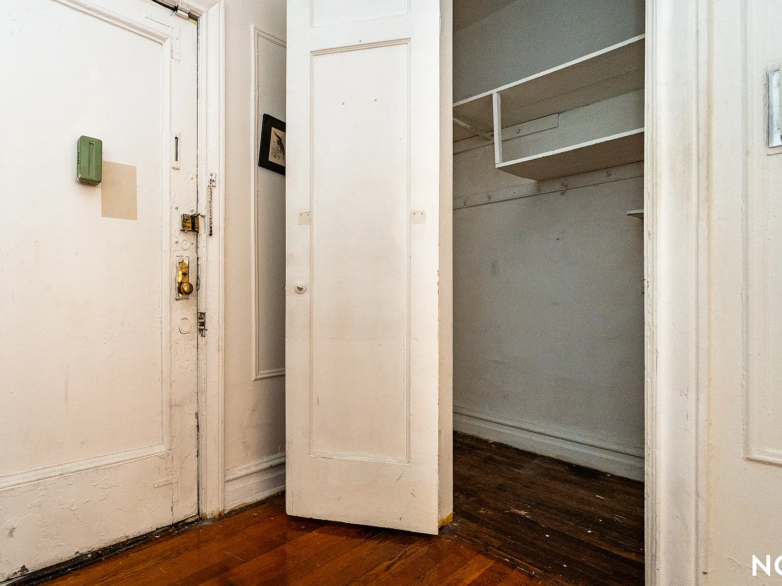 11 Maple Street — Photo 4
