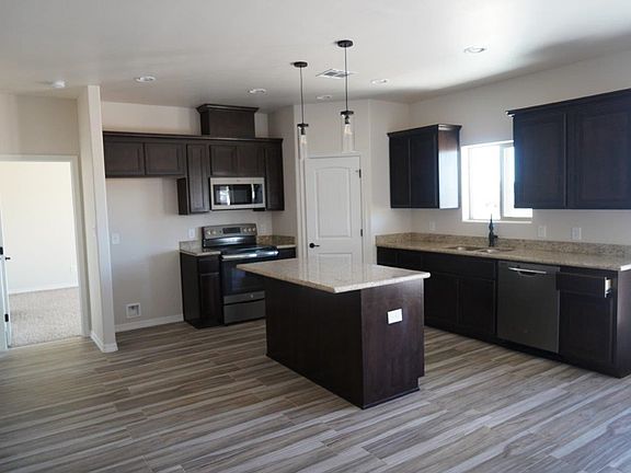 3rd image of 11642 Picacho St