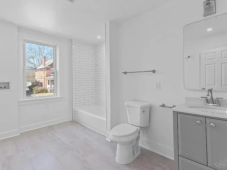 3518 Hudson Ave — Photo 14
