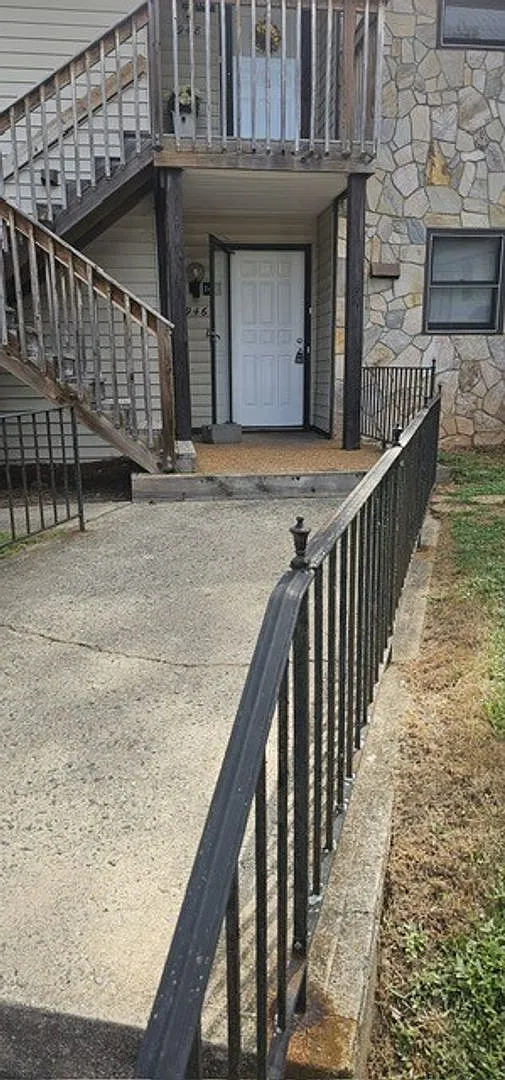 Half Off First Full Month Rent — Photo 2