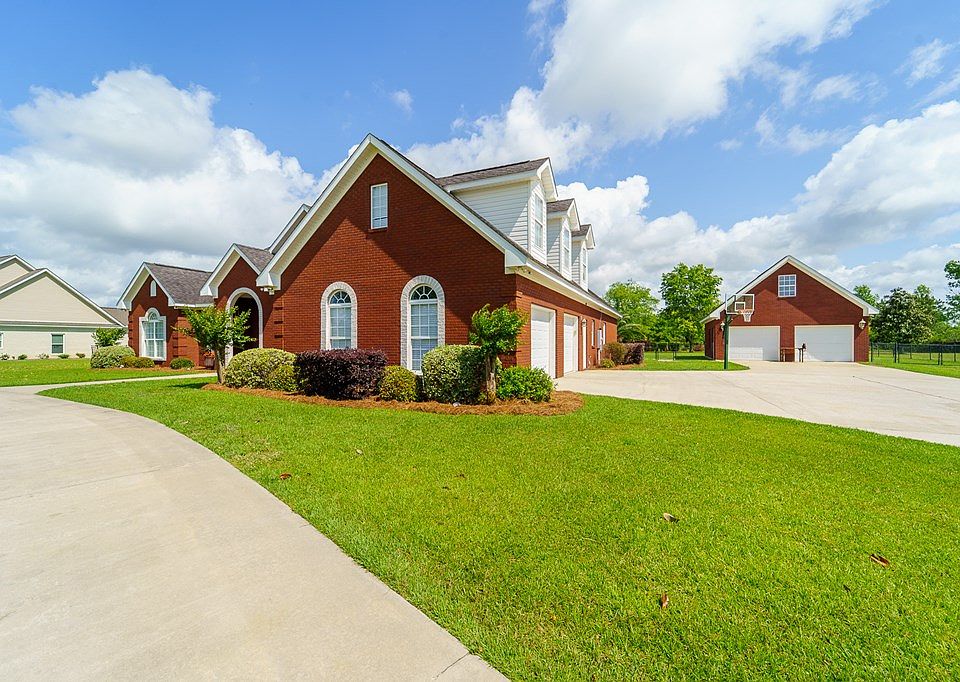 2227 Prevatt Rd, Dothan, AL 36301 Zillow