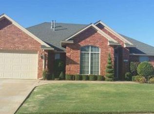 6811 SW Coralwood Dr, Lawton, OK 73505