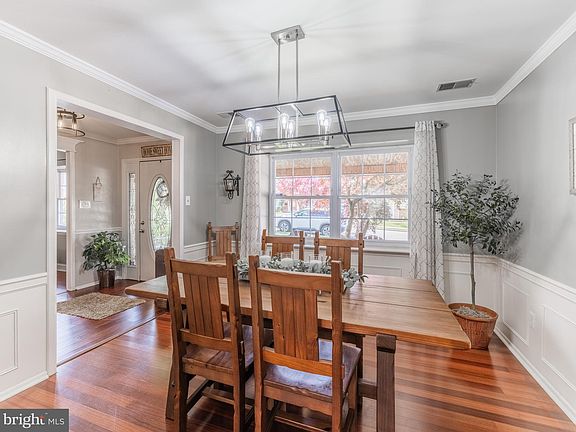 5th image of 8647 Belfry Dr