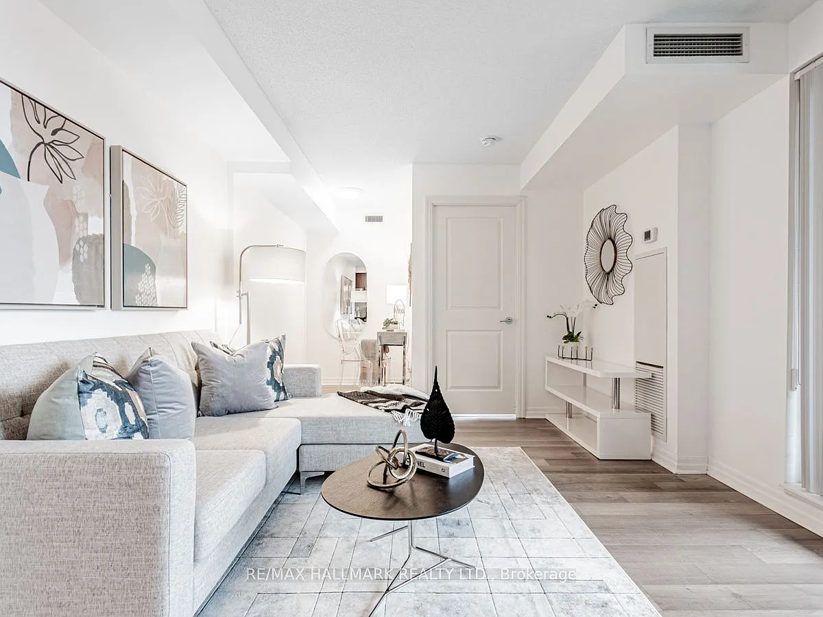 2 bed, $2,300 — Photo 4