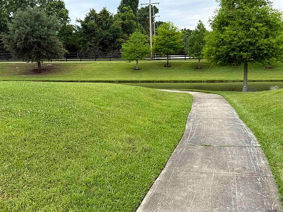 5th image of 8522 Columbia Ct