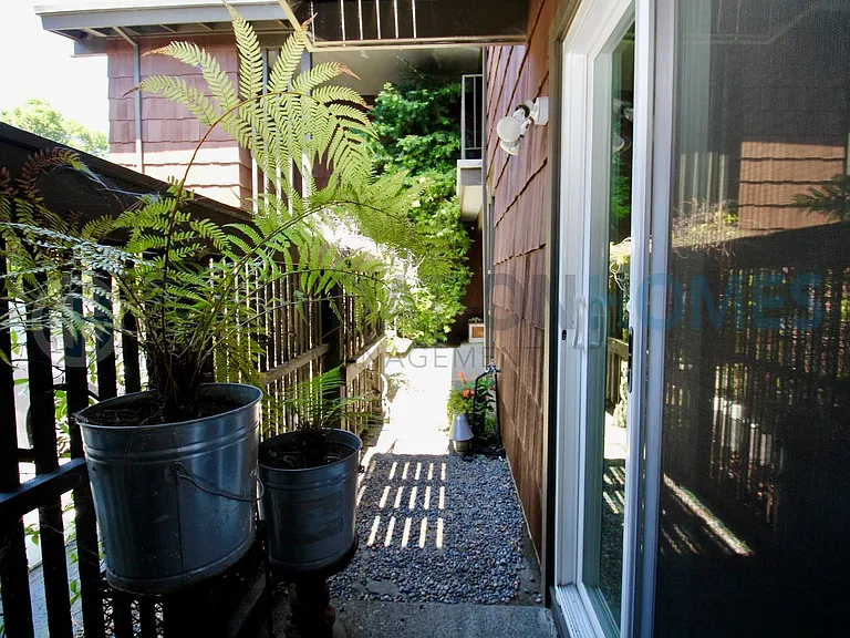 707 S Eliseo Dr — Photo 18