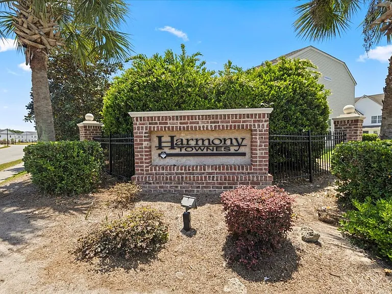 205 Sonata Cir — Photo 26