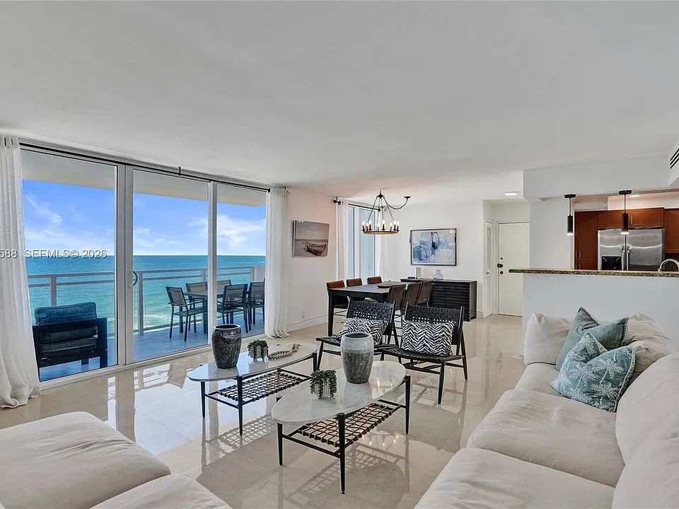 2030 S Ocean Dr #821