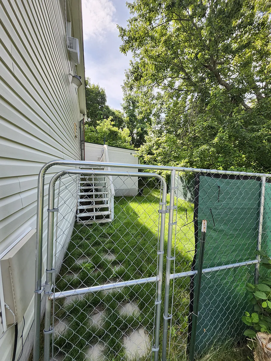Building Photo - 172 Hurlin Smith Rd #2