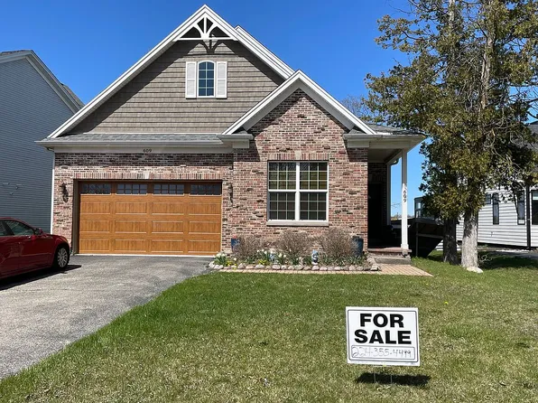 609 E Liberty St, Wauconda, IL 60084