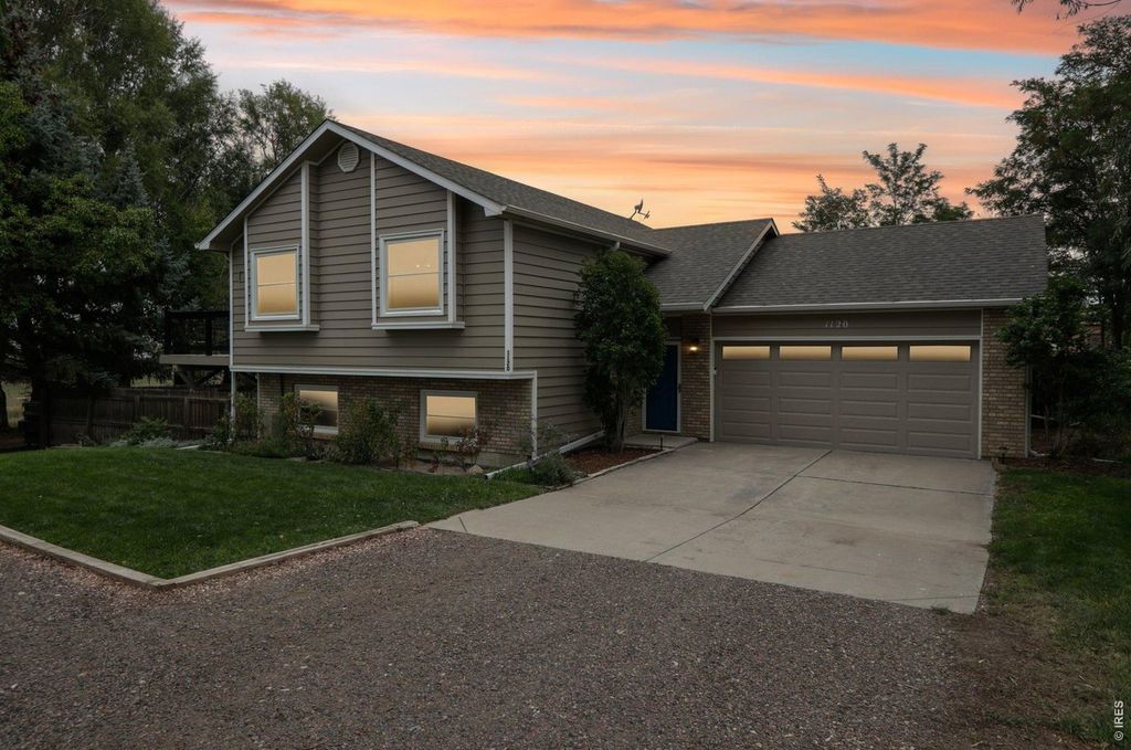 1120 Cody Dr
