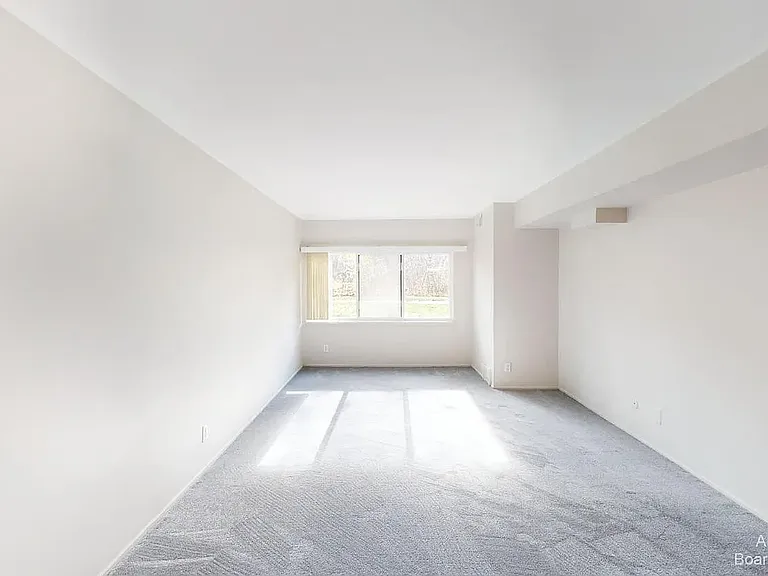 2124 Pauline Blvd #108 — Photo 11